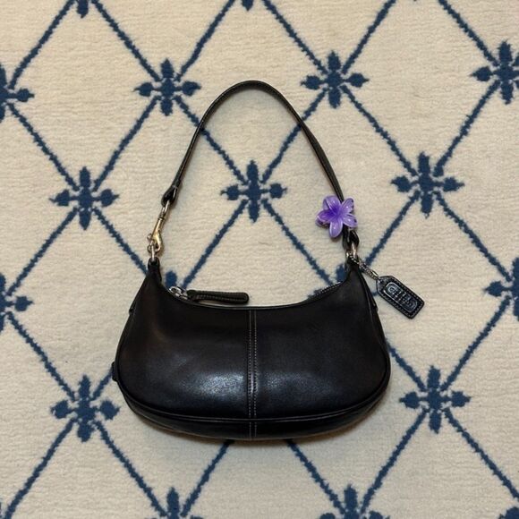 Coach Handbags - Coach Vintage Y2K Hampton Demi Hobo Crescent Shoulder Bag 2003 7593 - Black